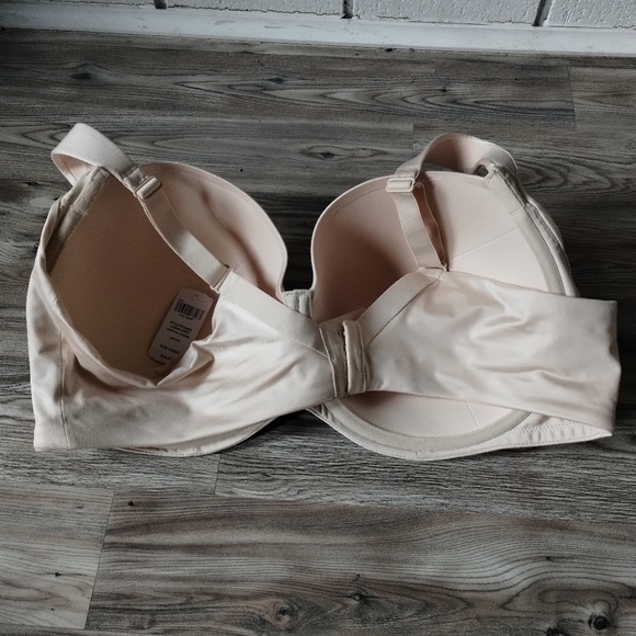 SOMA Stunning Support Smooth Full Coverage Bra Pale Sand Size 44DDD - Picture 3 of 5